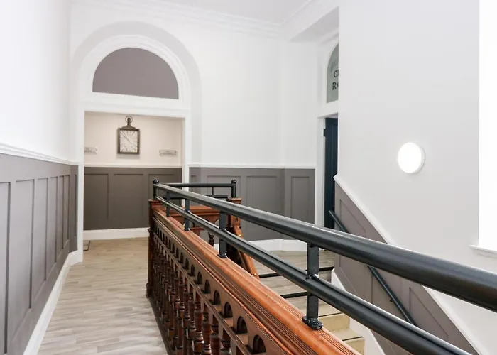The Court Room At The Institute Executive Apartments